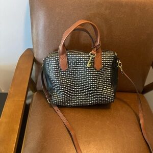 Fossil Sydney satchel black and white